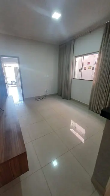 Foto 2 de Casa com 2 quartos à venda, 125m2 em Jardim Ângela Rosa, Franca - SP