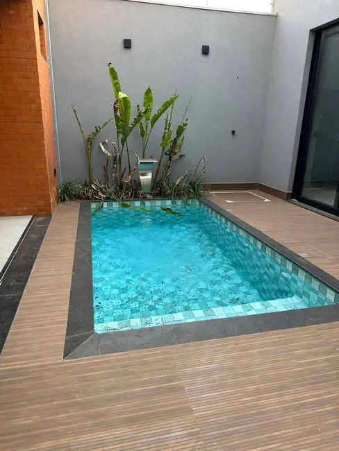 Foto 3 de Casa com 3 quartos à venda, 152m2 em Franca - SP