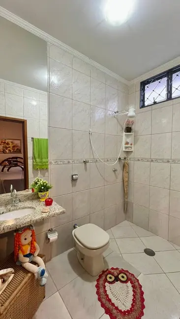 Foto 3 de Casa com 3 quartos à venda, 200m2 em Jardim Flórida, Franca - SP