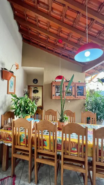 Foto 2 de Casa com 3 quartos à venda, 200m2 em Jardim Flórida, Franca - SP