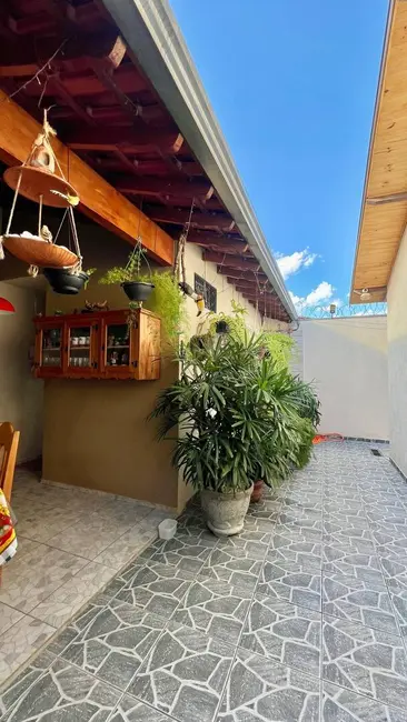 Foto 4 de Casa com 3 quartos à venda, 200m2 em Jardim Flórida, Franca - SP
