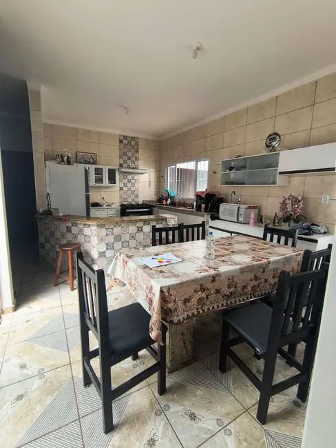 Foto 2 de Casa com 3 quartos à venda, 144m2 em Franca - SP