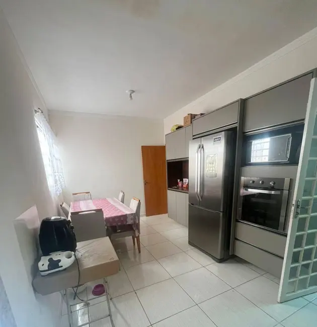 Foto 1 de Casa com 3 quartos à venda, 108m2 em Franca - SP