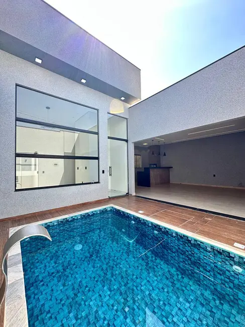 Foto 1 de Casa com 3 quartos à venda, 158m2 em Franca - SP