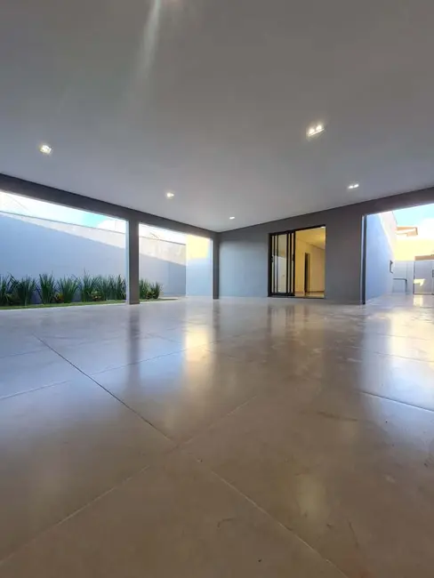 Foto 1 de Casa com 3 quartos à venda, 161m2 em Jardim Lima, Franca - SP