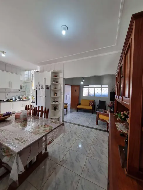 Foto 8 de Casa com 3 quartos à venda em Jardim Noêmia, Franca - SP