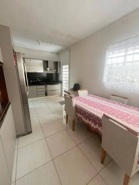 Foto 2 de Casa com 3 quartos à venda, 108m2 em Franca - SP