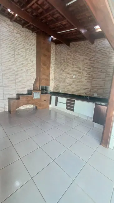 Foto 1 de Casa com 3 quartos à venda, 166m2 em Franca - SP