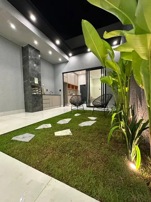 Foto 1 de Casa com 3 quartos à venda, 120m2 em Jardim Três Colinas, Franca - SP