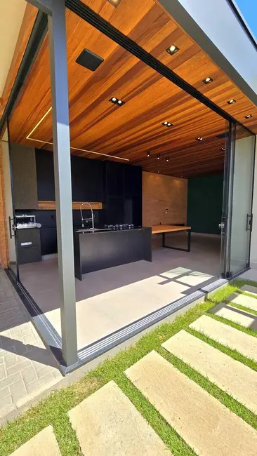 Casa com 3 quartos à venda, 140m2 em Franca - SP - imagem 5 Foto 5 de Casa com 3 quartos à venda, 140m2 em Franca - SP