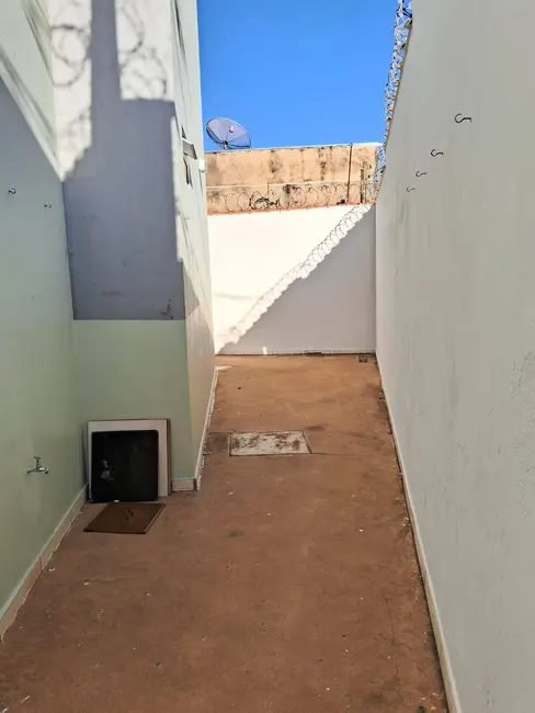 Foto 2 de Apartamento com 2 quartos à venda em Franca - SP