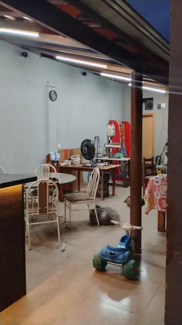 Foto 3 de Casa com 3 quartos à venda, 200m2 em Franca - SP