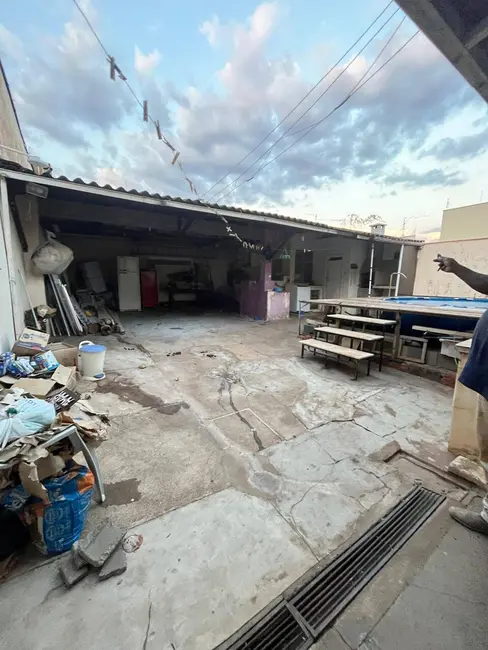 Casa com 3 quartos à venda, 97m2 em Centro, Franca - SP - imagem 4 Foto 4 de Casa com 3 quartos à venda, 97m2 em Centro, Franca - SP