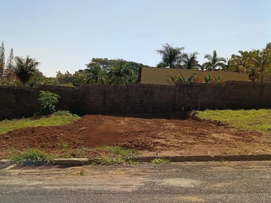 Foto 1 de Terreno / Lote à venda, 300m2 em Franca - SP