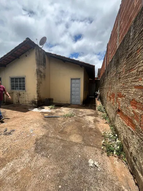 Foto 3 de Casa com 2 quartos à venda, 250m2 em Franca - SP