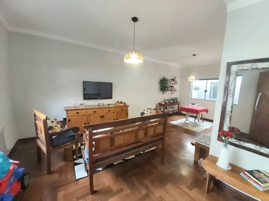 Foto 8 de Casa com 3 quartos à venda em Vila Totoli, Franca - SP