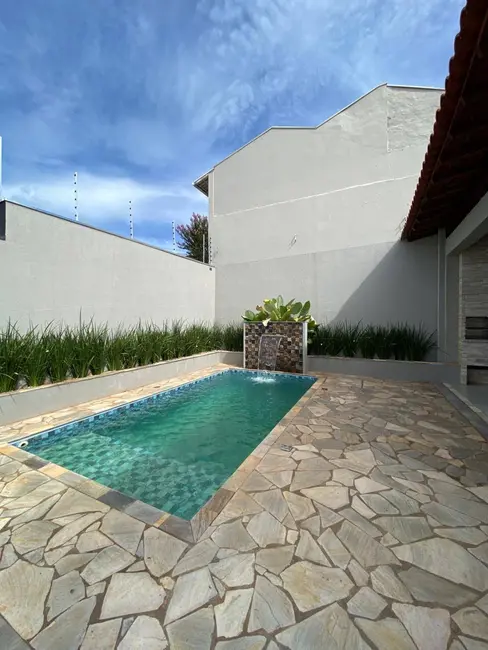 Foto 1 de Casa com 3 quartos à venda, 275m2 em Vila Totoli, Franca - SP