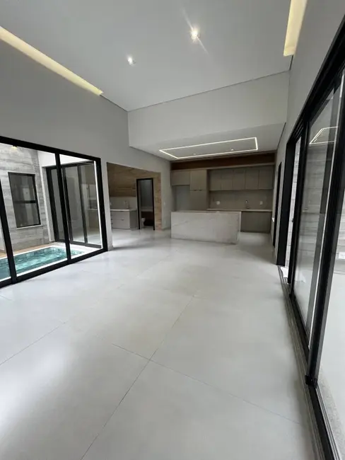 Foto 2 de Casa à venda, 180m2 em Franca - SP