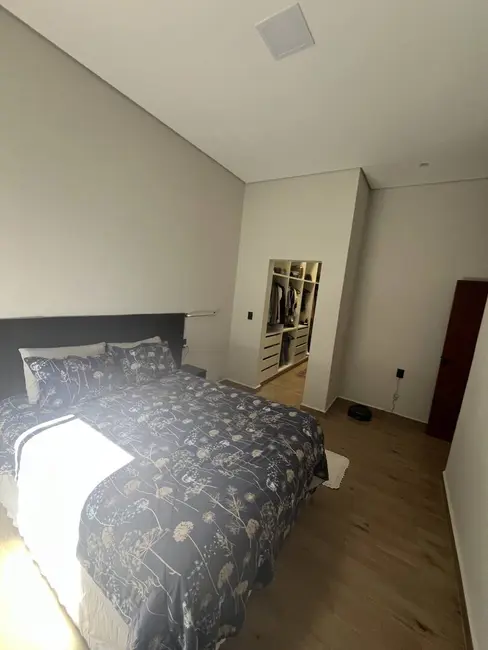 Foto 3 de Casa com 3 quartos à venda em Franca - SP