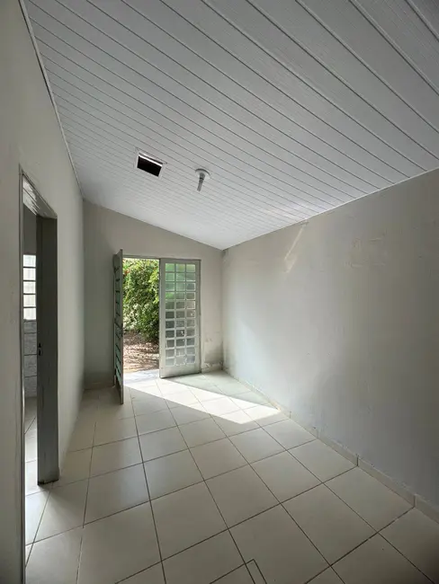 Foto 1 de Casa com 2 quartos à venda, 70m2 em Franca - SP
