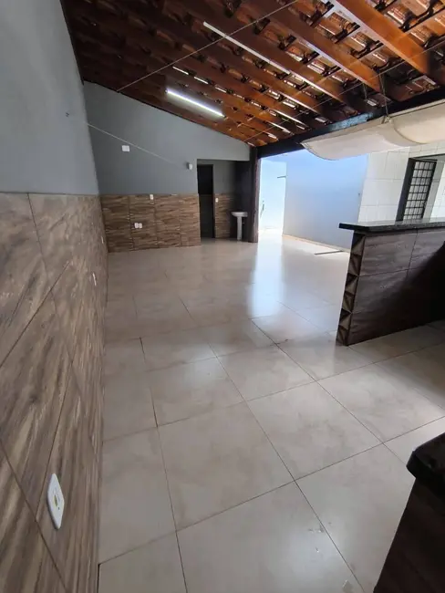 Foto 2 de Casa com 2 quartos à venda, 200m2 em Jardim Luiza, Franca - SP