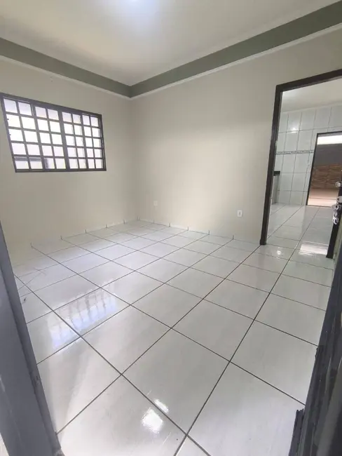 Foto 3 de Casa com 2 quartos à venda, 200m2 em Jardim Luiza, Franca - SP