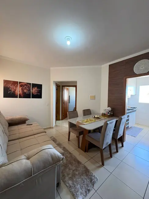 Foto 2 de Apartamento com 2 quartos à venda em Franca - SP