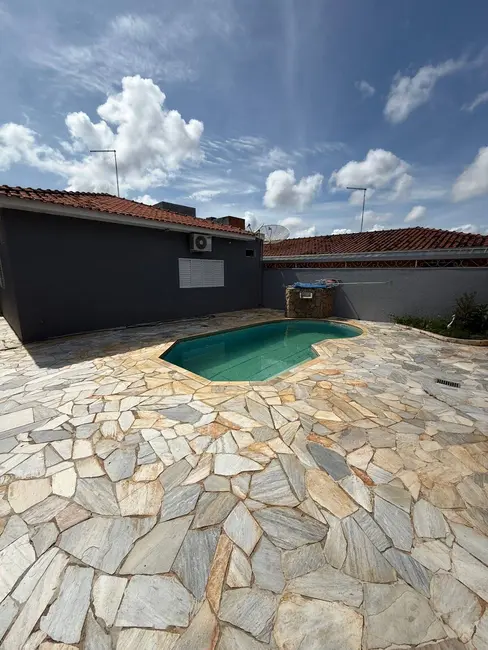 Casa à venda, 500m2 em Franca - SP - imagem 4 Foto 4 de Casa à venda, 500m2 em Franca - SP