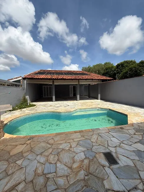 Casa à venda, 500m2 em Franca - SP - imagem 1 Foto 1 de Casa à venda, 500m2 em Franca - SP