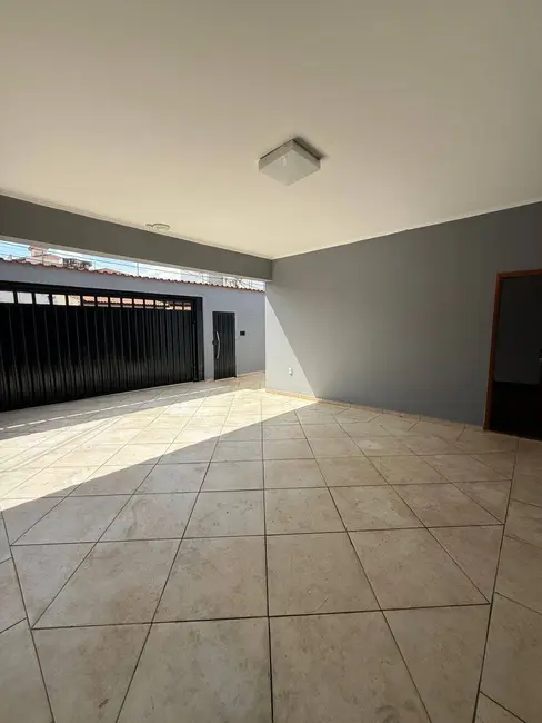 Casa à venda, 500m2 em Franca - SP - imagem 5 Foto 5 de Casa à venda, 500m2 em Franca - SP