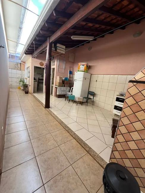 Casa com 3 quartos à venda, 160m2 em Residencial São Vicente, Franca - SP - imagem 6 Foto 6 de Casa com 3 quartos à venda, 160m2 em Residencial São Vicente, Franca - SP