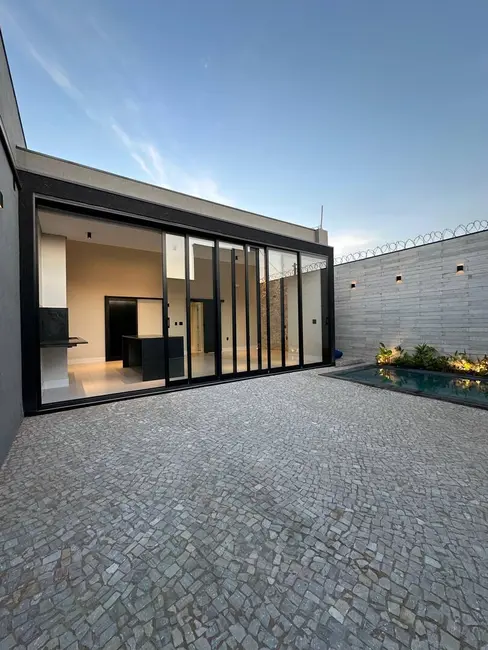 Casa com 3 quartos à venda, 100m2 em Franca - SP - imagem 1 Foto 1 de Casa com 3 quartos à venda, 100m2 em Franca - SP
