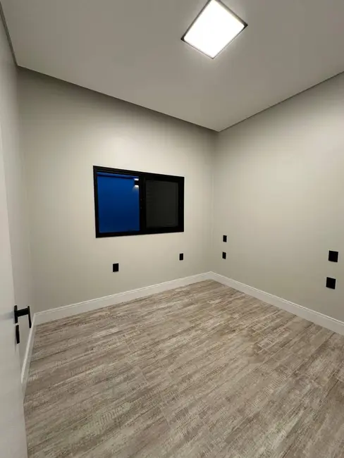 Casa com 3 quartos à venda, 100m2 em Franca - SP - imagem 5 Foto 5 de Casa com 3 quartos à venda, 100m2 em Franca - SP