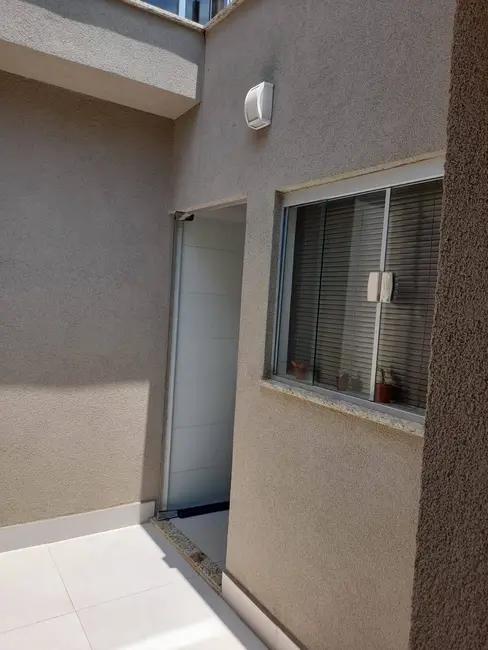 Casa com 3 quartos à venda, 145m2 em Franca - SP - imagem 4 Foto 4 de Casa com 3 quartos à venda, 145m2 em Franca - SP