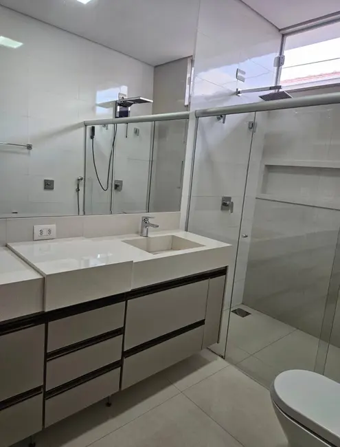 Casa com 3 quartos à venda, 297m2 em Franca - SP - imagem 4 Foto 4 de Casa com 3 quartos à venda, 297m2 em Franca - SP