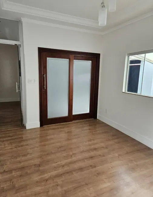 Casa com 3 quartos à venda, 297m2 em Franca - SP - imagem 8 Foto 8 de Casa com 3 quartos à venda, 297m2 em Franca - SP