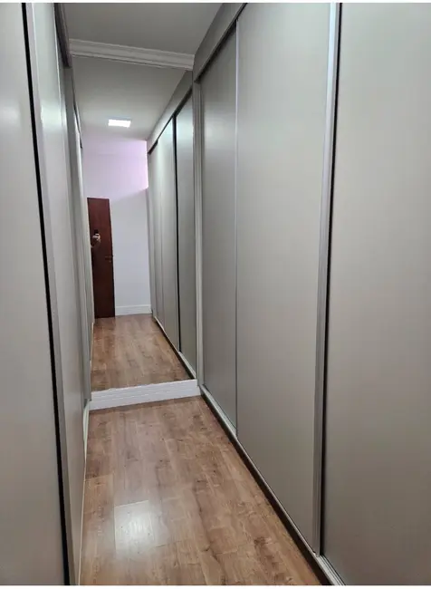 Casa com 3 quartos à venda, 297m2 em Franca - SP - imagem 3 Foto 3 de Casa com 3 quartos à venda, 297m2 em Franca - SP