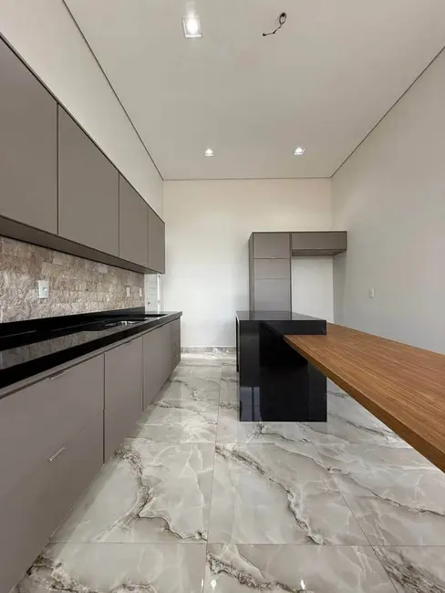 Casa com 3 quartos à venda em Franca - SP - imagem 6 Foto 6 de Casa com 3 quartos à venda em Franca - SP