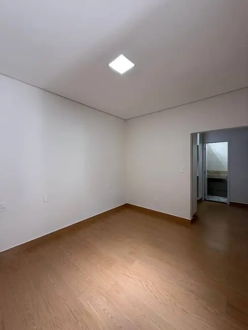 Casa com 3 quartos à venda em Franca - SP - imagem 3 Foto 3 de Casa com 3 quartos à venda em Franca - SP