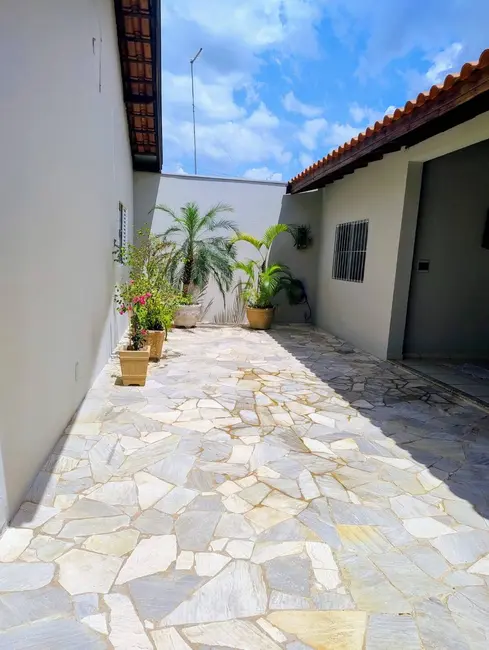 Foto 3 de Casa com 2 quartos à venda, 250m2 em Franca - SP