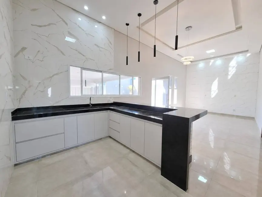 Foto 2 de Casa com 3 quartos à venda, 200m2 em Franca - SP