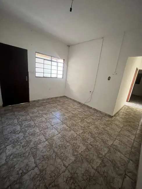 Casa com 2 quartos à venda, 250m2 em Jardim Portinari, Franca - SP - imagem 4 Foto 4 de Casa com 2 quartos à venda, 250m2 em Jardim Portinari, Franca - SP