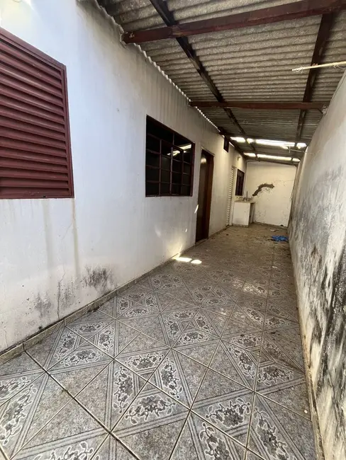 Casa com 2 quartos à venda, 250m2 em Jardim Portinari, Franca - SP - imagem 8 Foto 8 de Casa com 2 quartos à venda, 250m2 em Jardim Portinari, Franca - SP