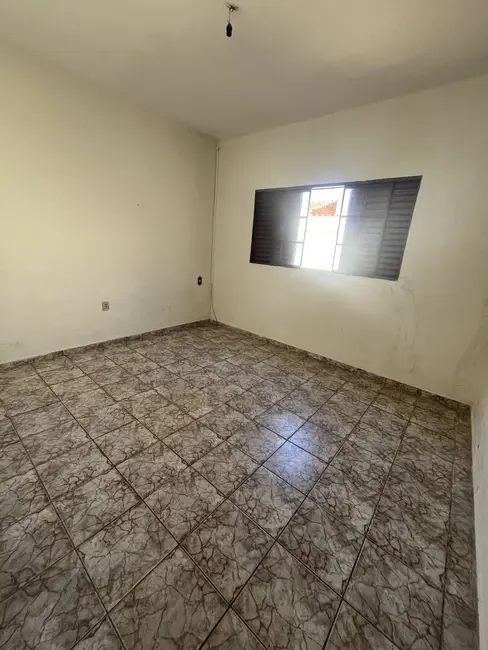 Casa com 2 quartos à venda, 250m2 em Jardim Portinari, Franca - SP - imagem 9 Foto 9 de Casa com 2 quartos à venda, 250m2 em Jardim Portinari, Franca - SP