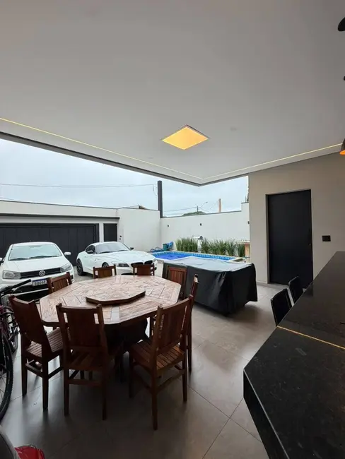 Casa com 3 quartos à venda, 250m2 em Franca - SP - imagem 5 Foto 5 de Casa com 3 quartos à venda, 250m2 em Franca - SP