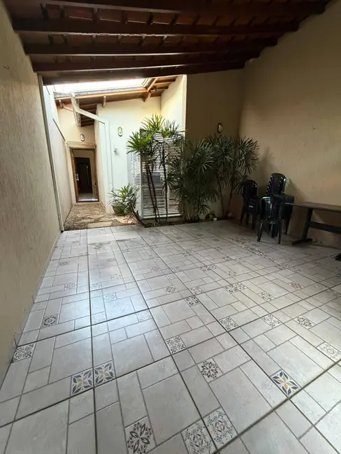 Casa com 2 quartos à venda, 125m2 em Franca - SP - imagem 3 Foto 3 de Casa com 2 quartos à venda, 125m2 em Franca - SP