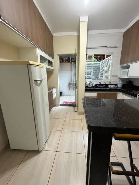 Casa com 2 quartos à venda, 125m2 em Franca - SP - imagem 9 Foto 9 de Casa com 2 quartos à venda, 125m2 em Franca - SP
