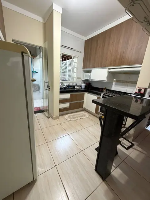 Casa com 2 quartos à venda, 125m2 em Franca - SP - imagem 4 Foto 4 de Casa com 2 quartos à venda, 125m2 em Franca - SP