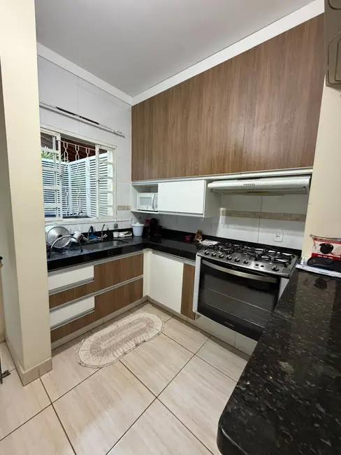 Casa com 2 quartos à venda, 125m2 em Franca - SP - imagem 2 Foto 2 de Casa com 2 quartos à venda, 125m2 em Franca - SP