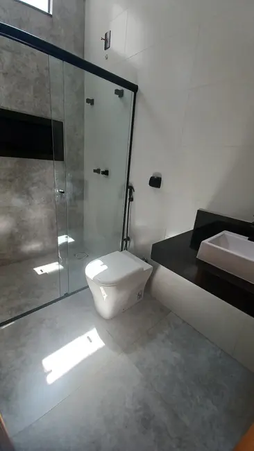 Casa com 3 quartos à venda, 160m2 em Franca - SP - imagem 3 Foto 3 de Casa com 3 quartos à venda, 160m2 em Franca - SP